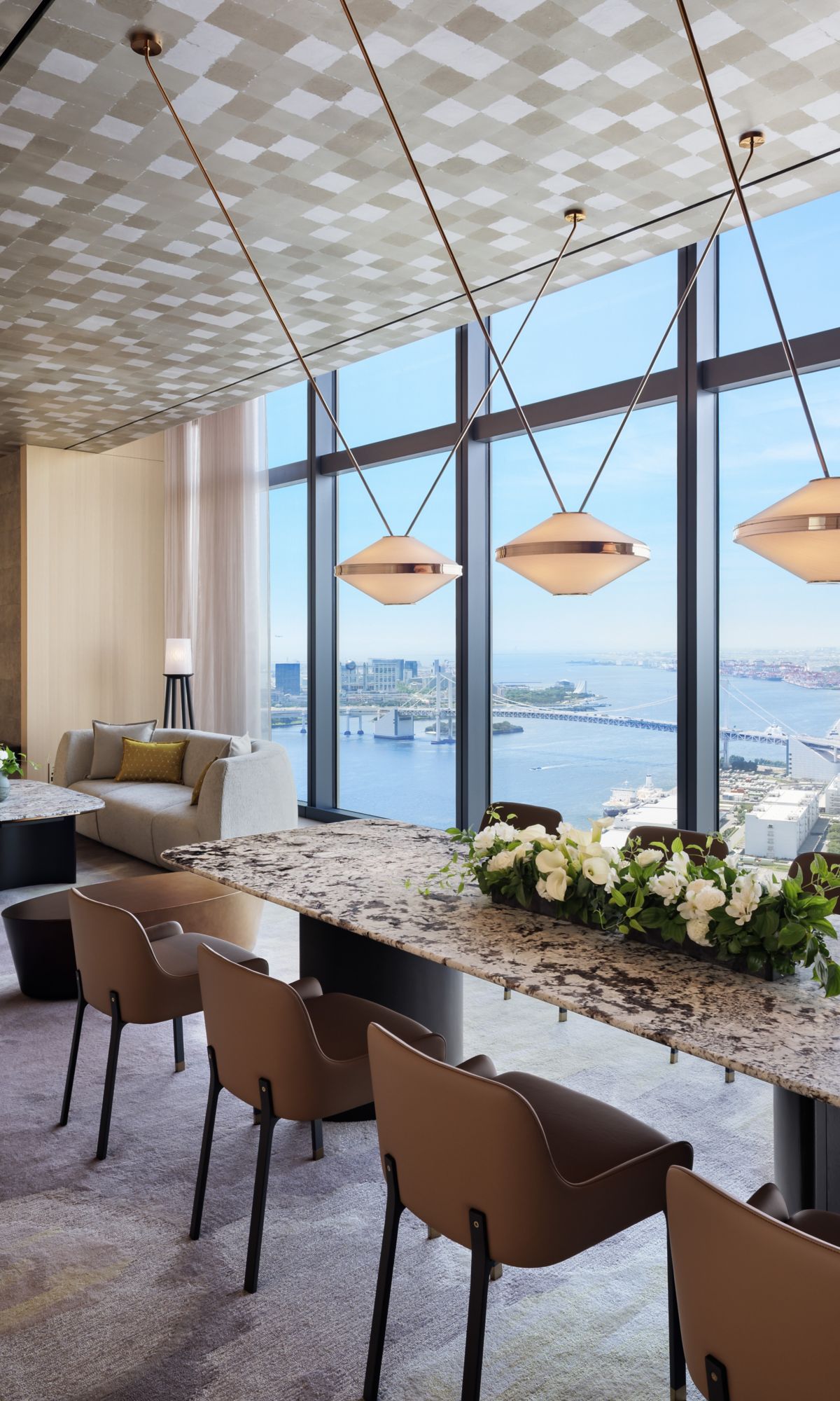 Fairmont Tokyo Lounge with Tokyo Bay and Rainbow Bridge View