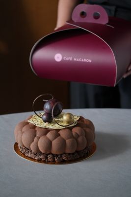 Cake of the Month: Caramel Apple Symphony