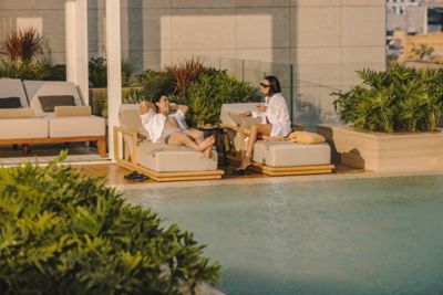 Fairmont Gold Lounge