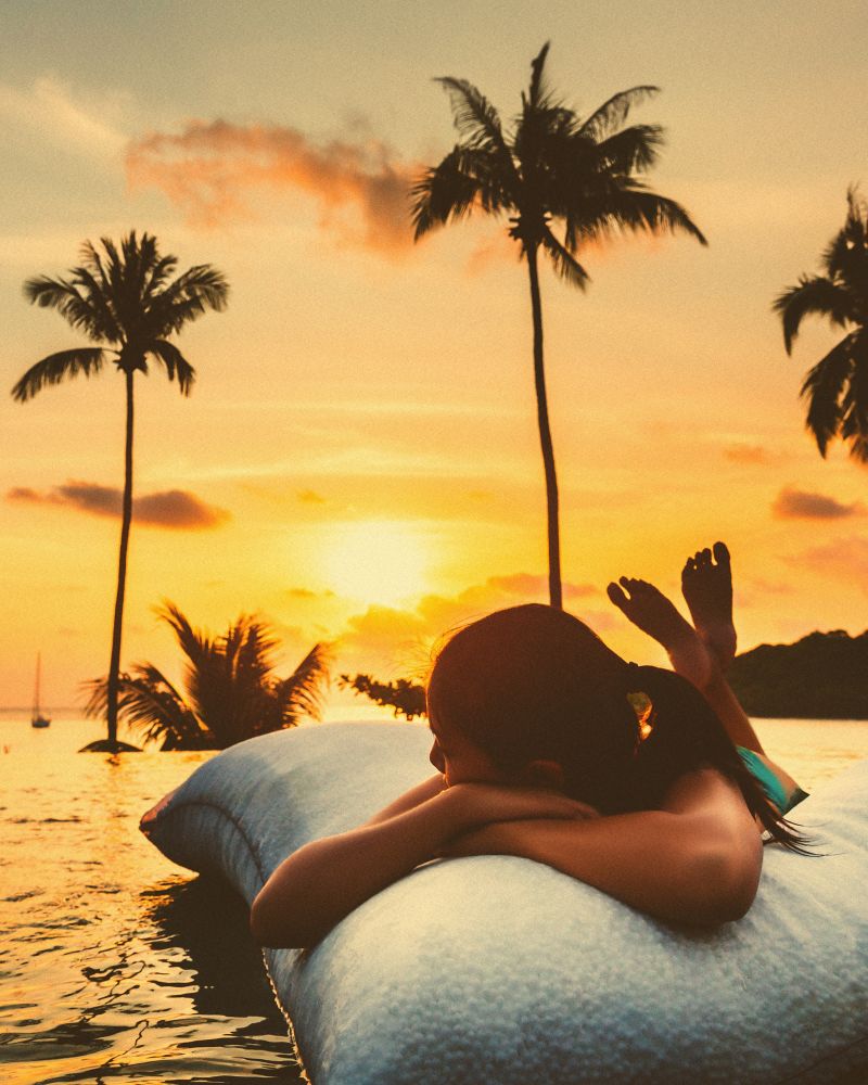 Join Explorer and receive 2,000 Reward Points plus exclusive perks