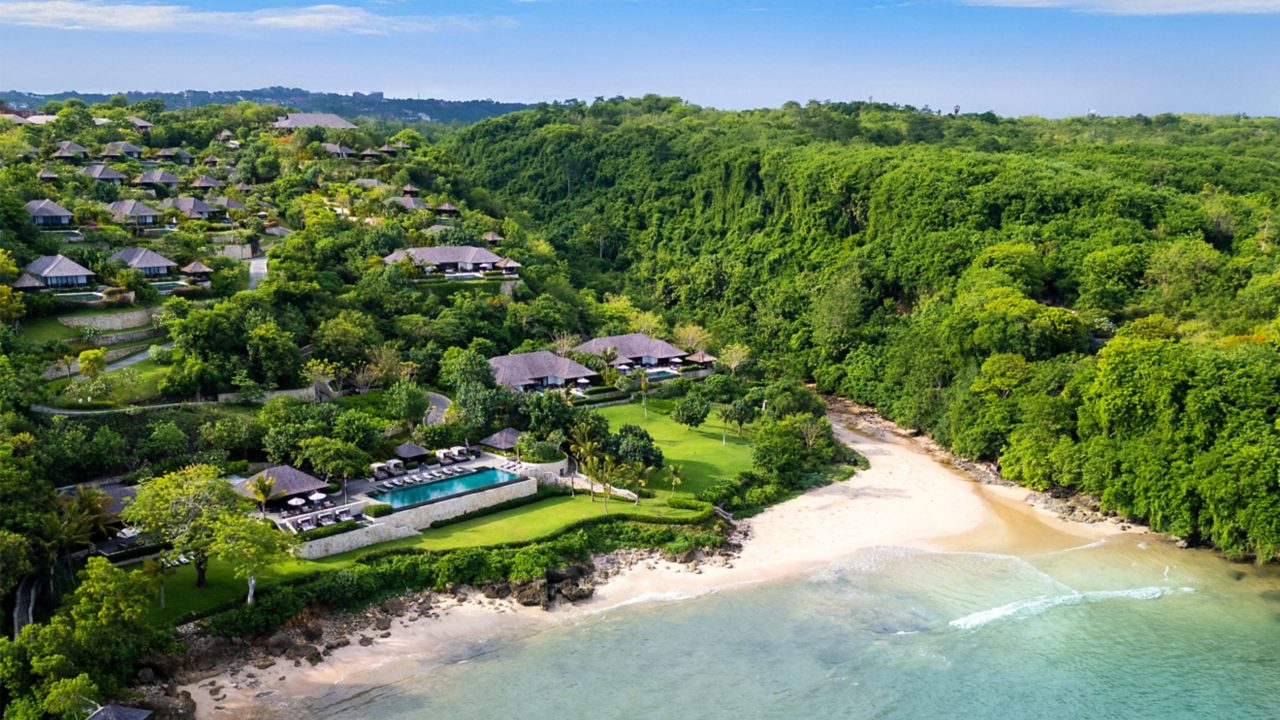 Celebrate five years of Raffles Bali with a rewarding villa escape. Stay three nights or more and earn up to 25,000 bonus ALL Reward points, based on your villa category and length of stay.