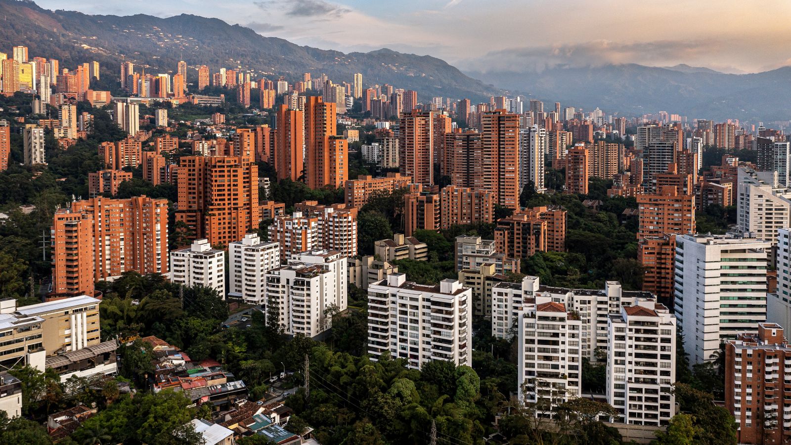 lugares para ver las luces de Navidad en Medellín