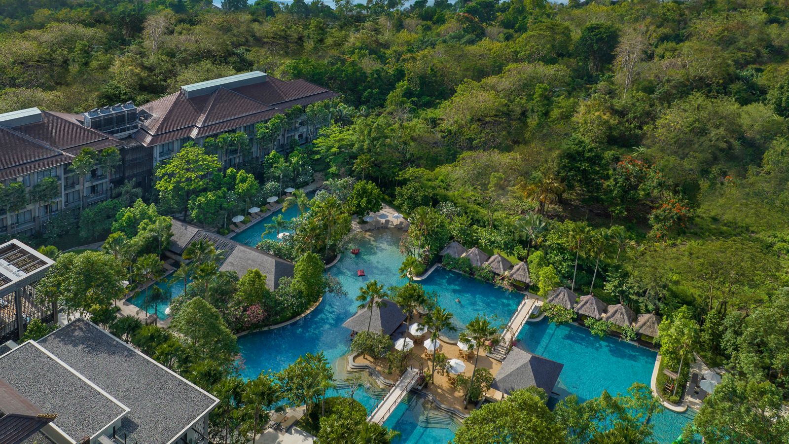 Asia Destination Guide: Luxury of Low Season - Movenpick Jimabaran Bali