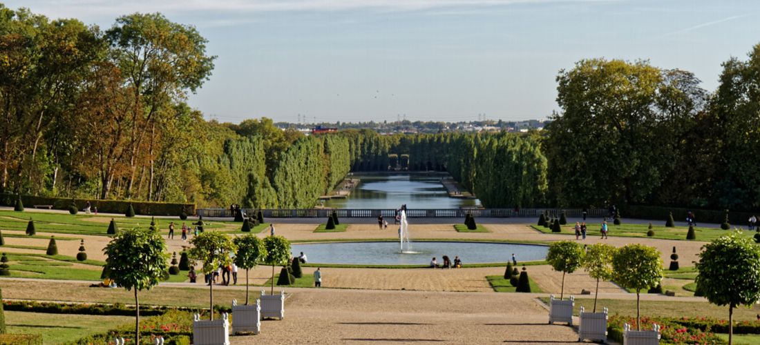 Serene Park Vista in Sceaux, Ile-de-France, France