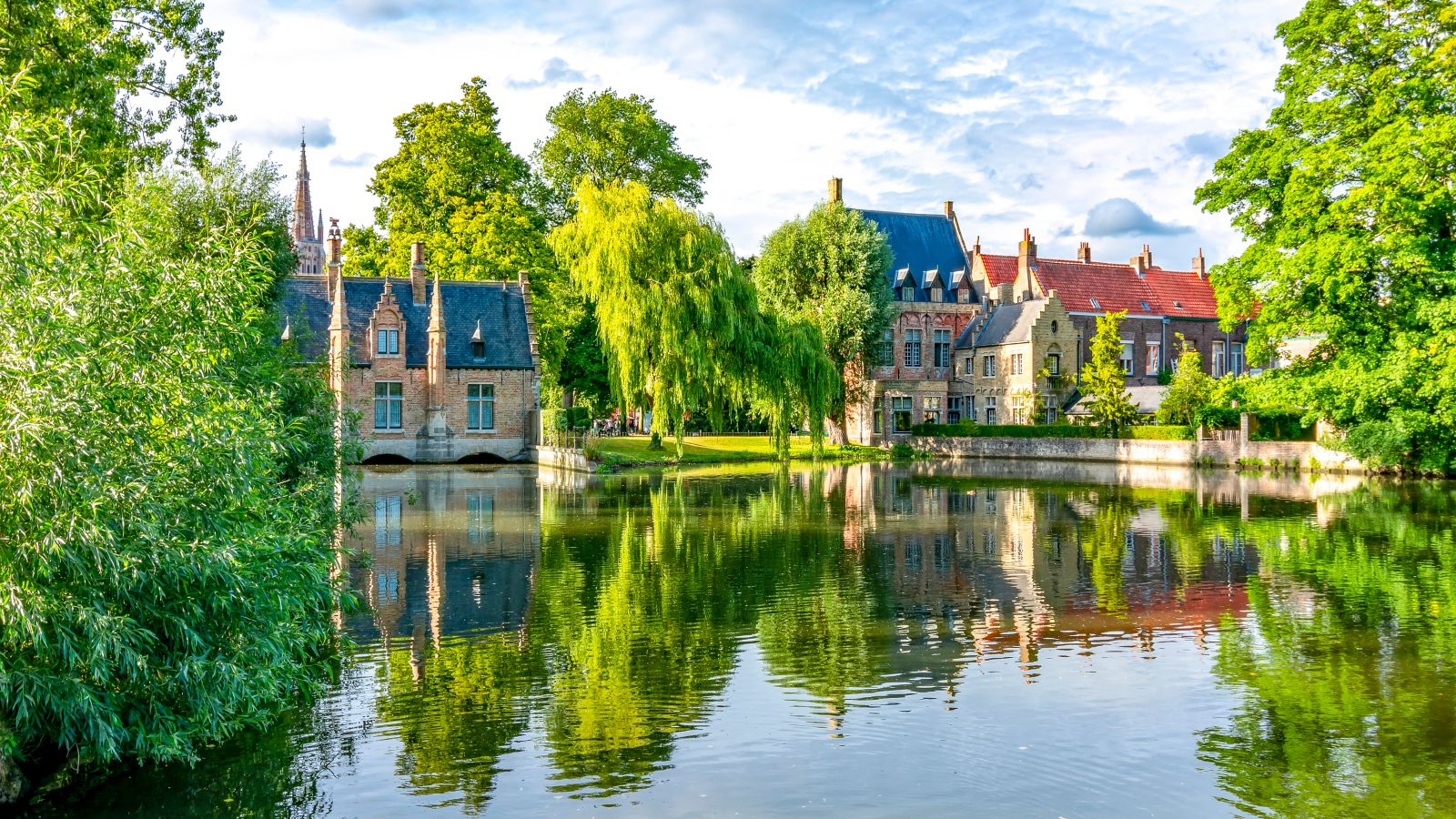 Tranquil Reflections on the Lake of Love in Bruges