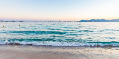 Rivage de la plage de la Bocca