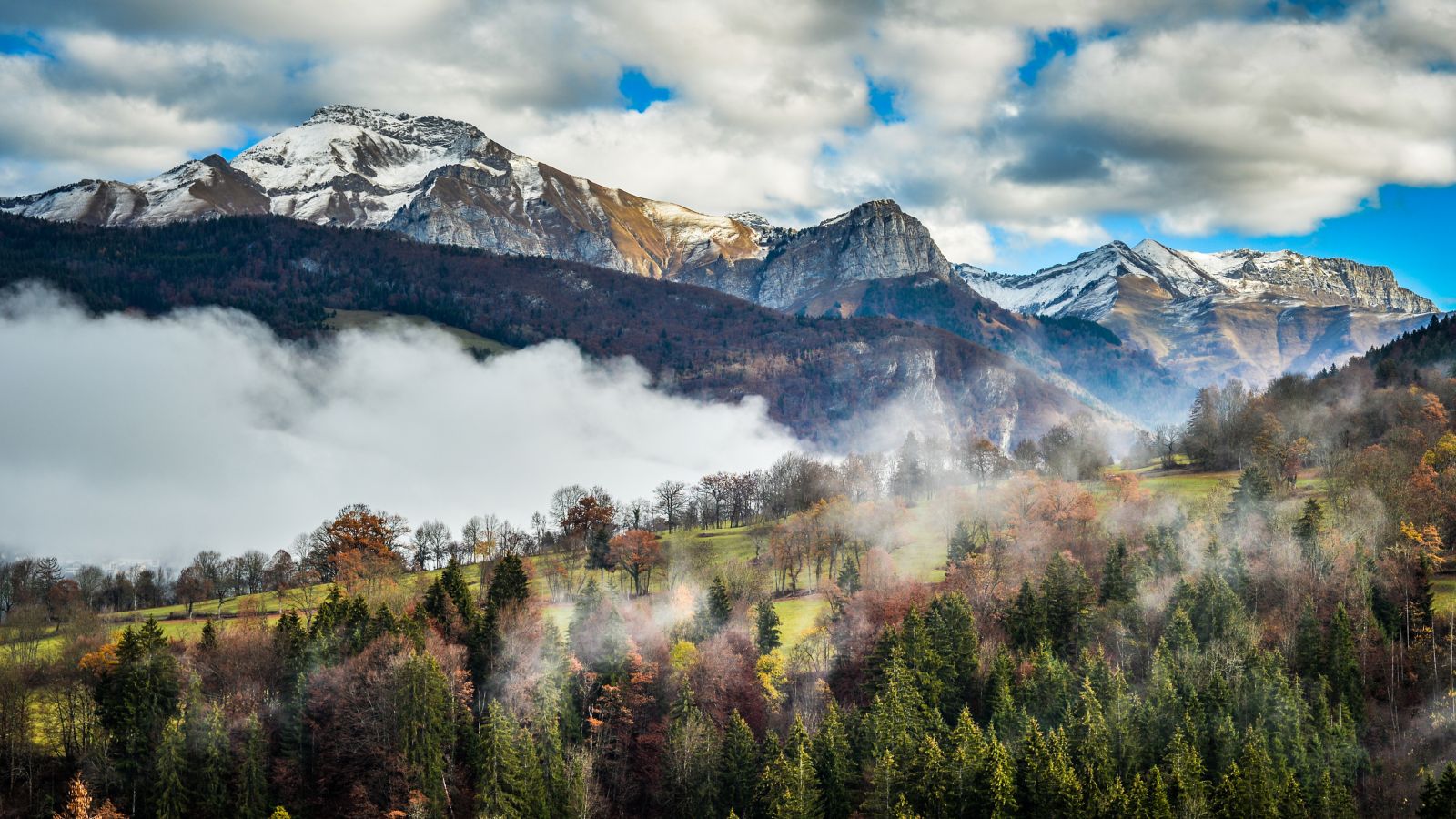 Calm in the Autumn Mountains
