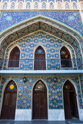 façade en mosaïque des bains de soufre d’Orbeliani à Tbilissi
