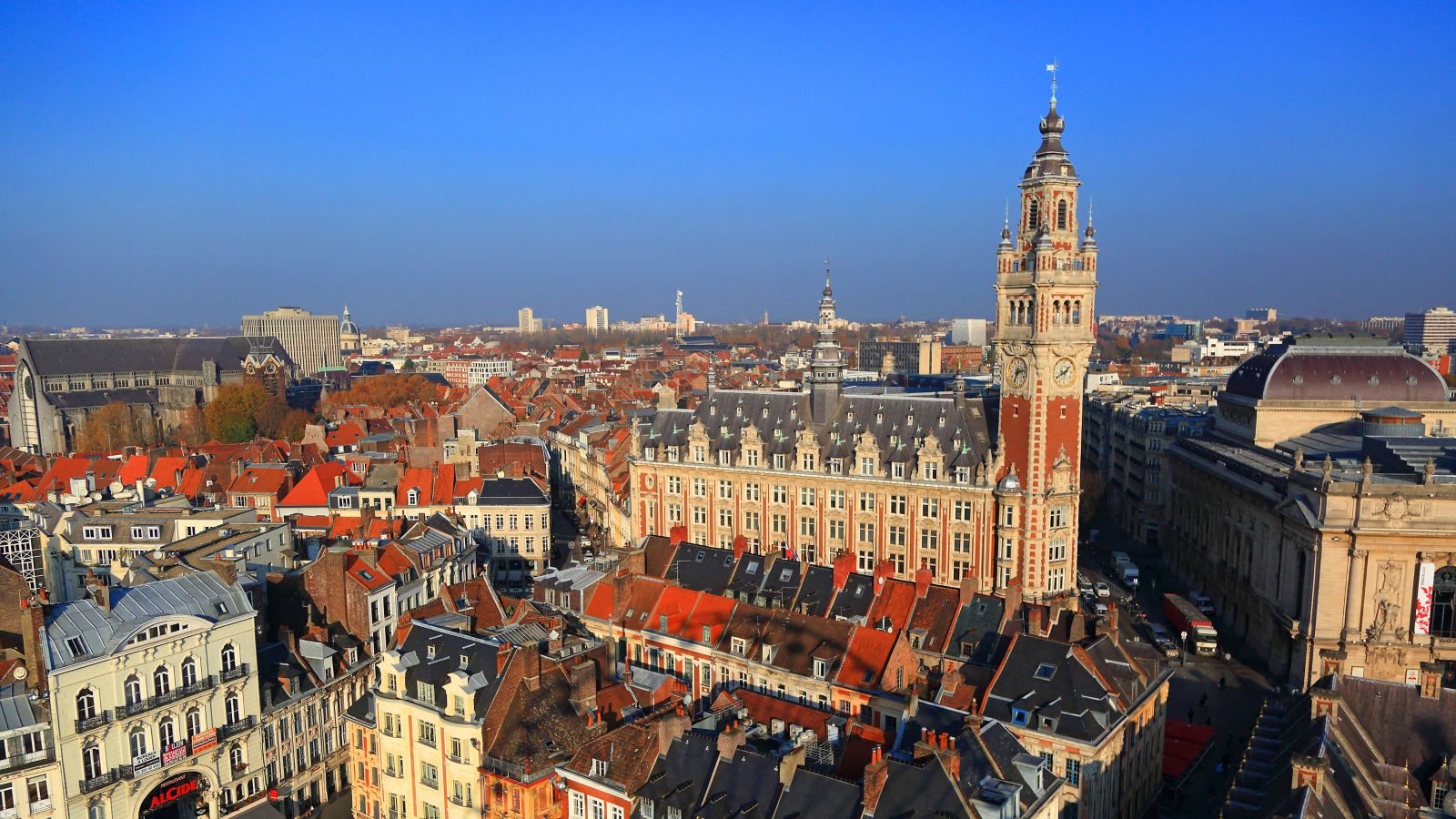 Lille: Historic Center & Chamber of Commerce Belfry