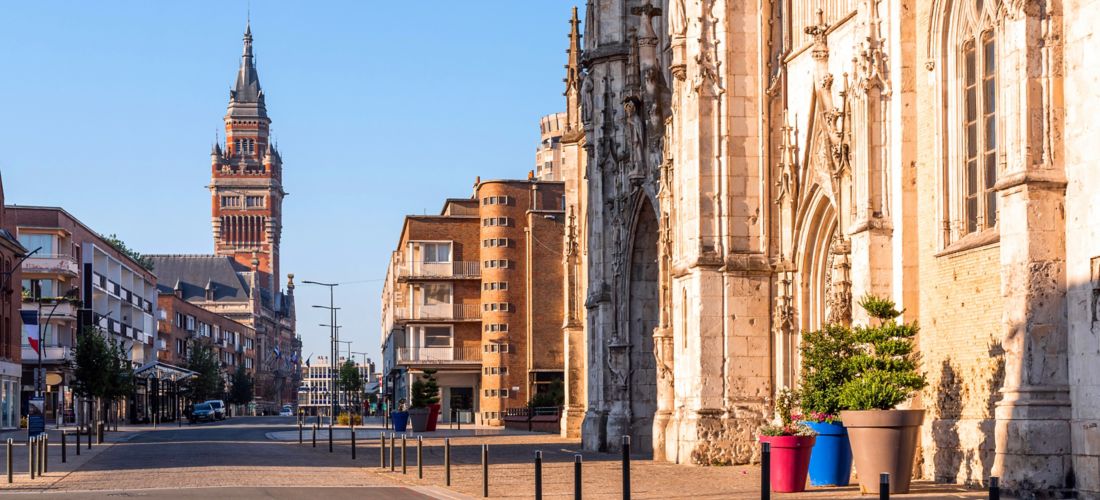 Dunkirk's Saint Eloi Church and City Hall: A Serene Morning