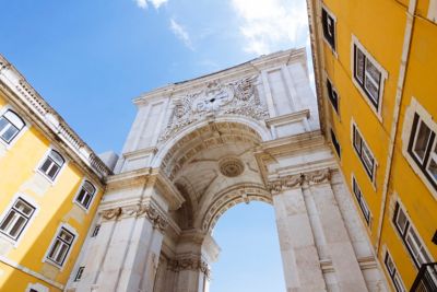 Lisbon's Rua Augusta Arch: A Triumphant Landmark
