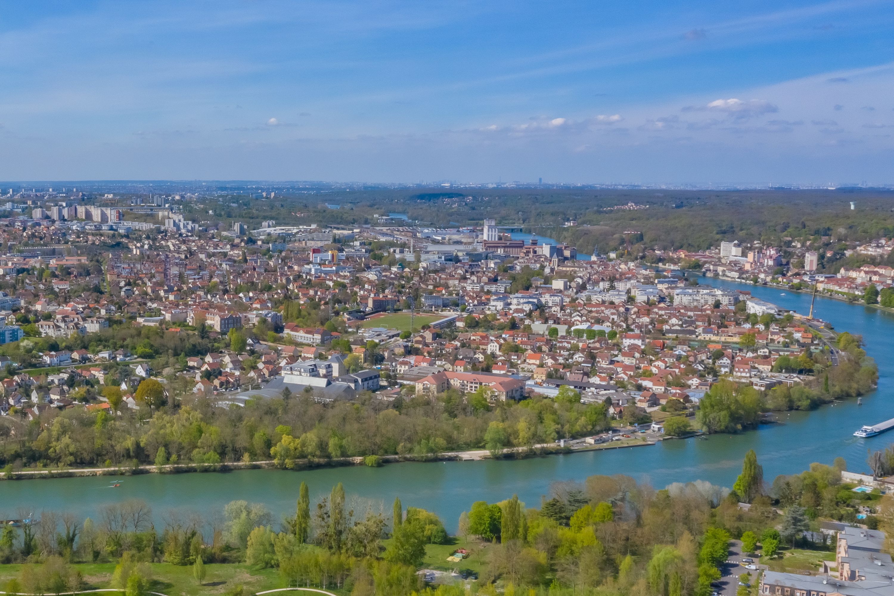 Aerial view of Corbeil Essonnes and its river