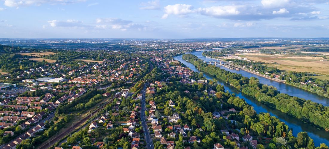Andresy City: Aerial View of Town and River