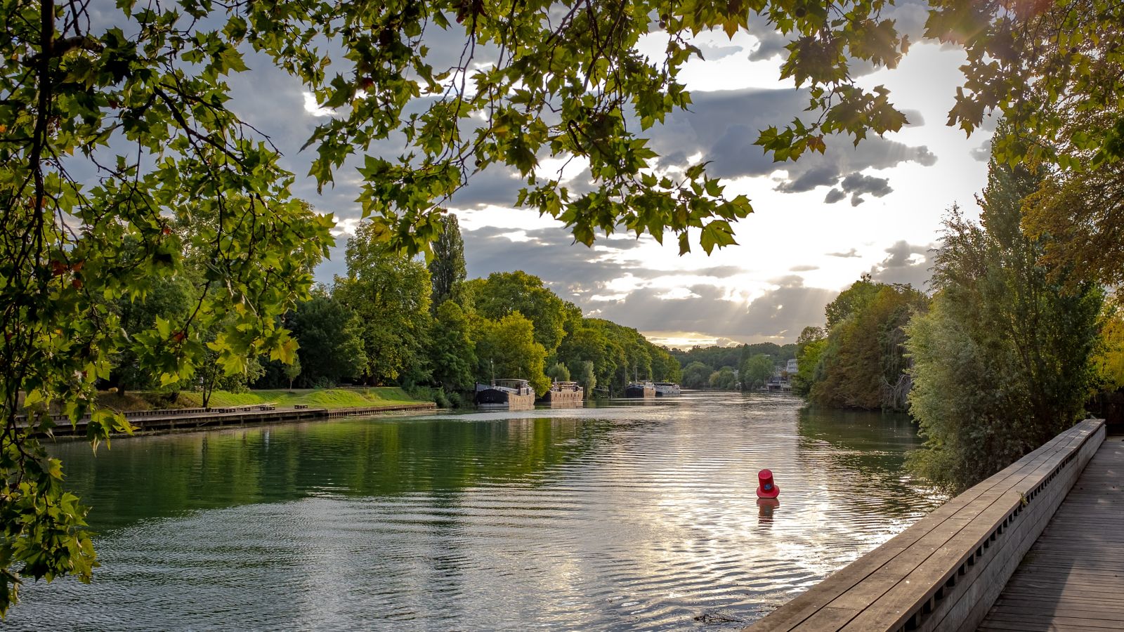 Marne's Riverbanks at Sunset, Nogent-sur-Marne