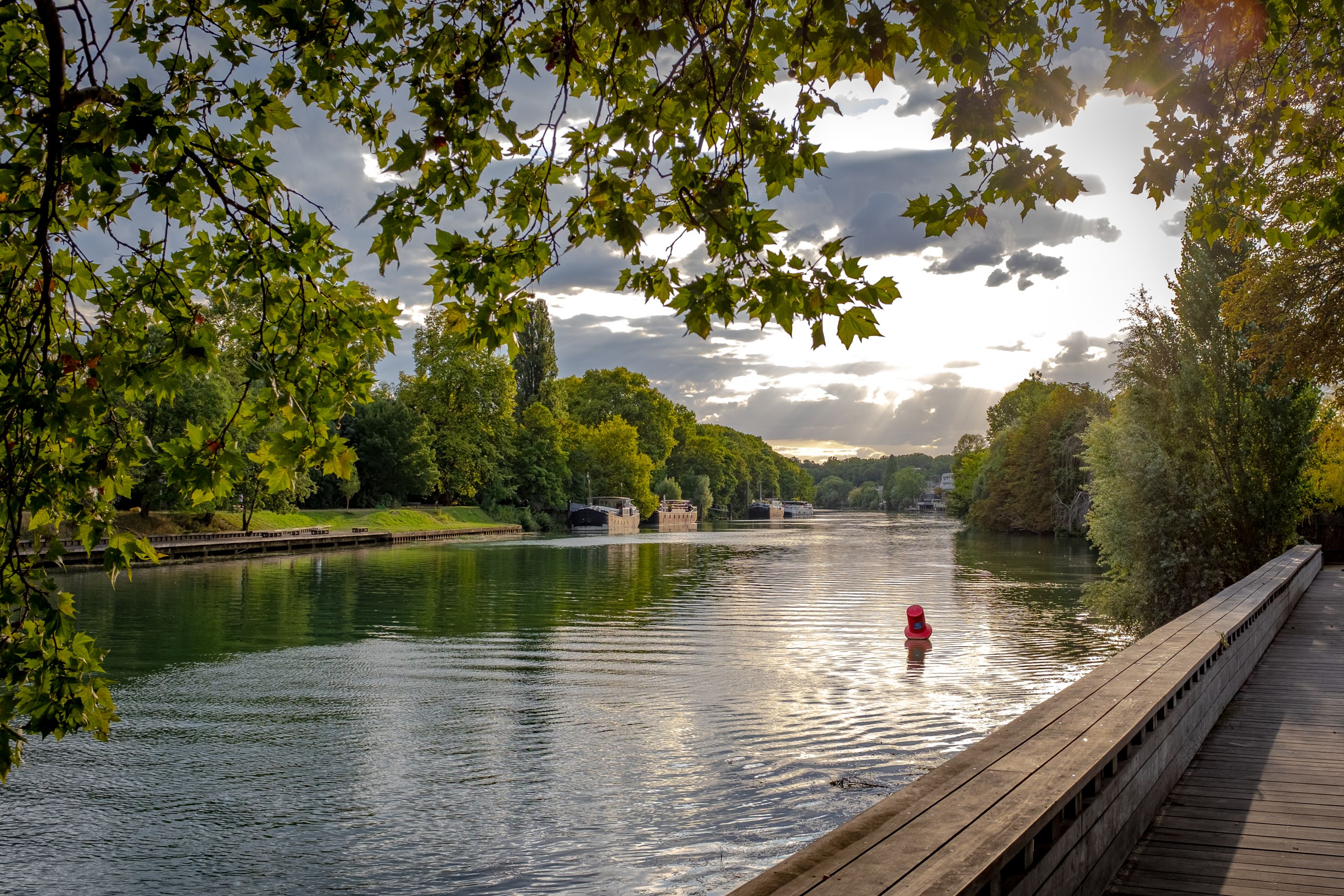 Marne's Riverbanks at Sunset, Nogent-sur-Marne
