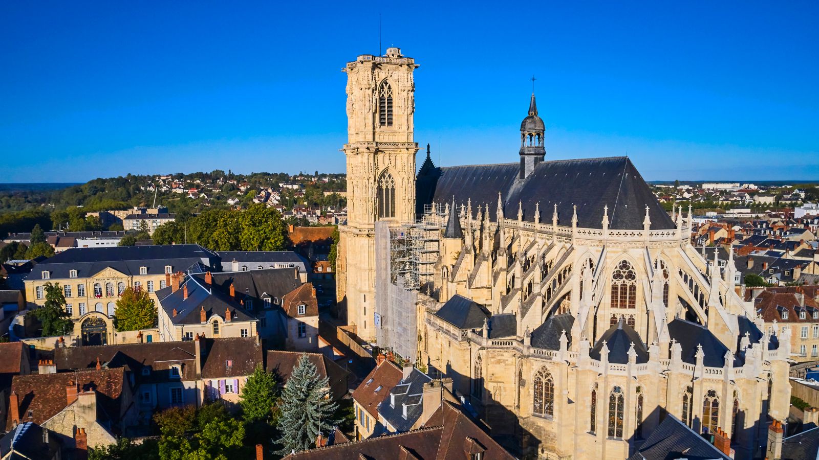 Saint-Cyr-et-Sainte-Julitte Cathedral, France, Nièvre (58), Nevers