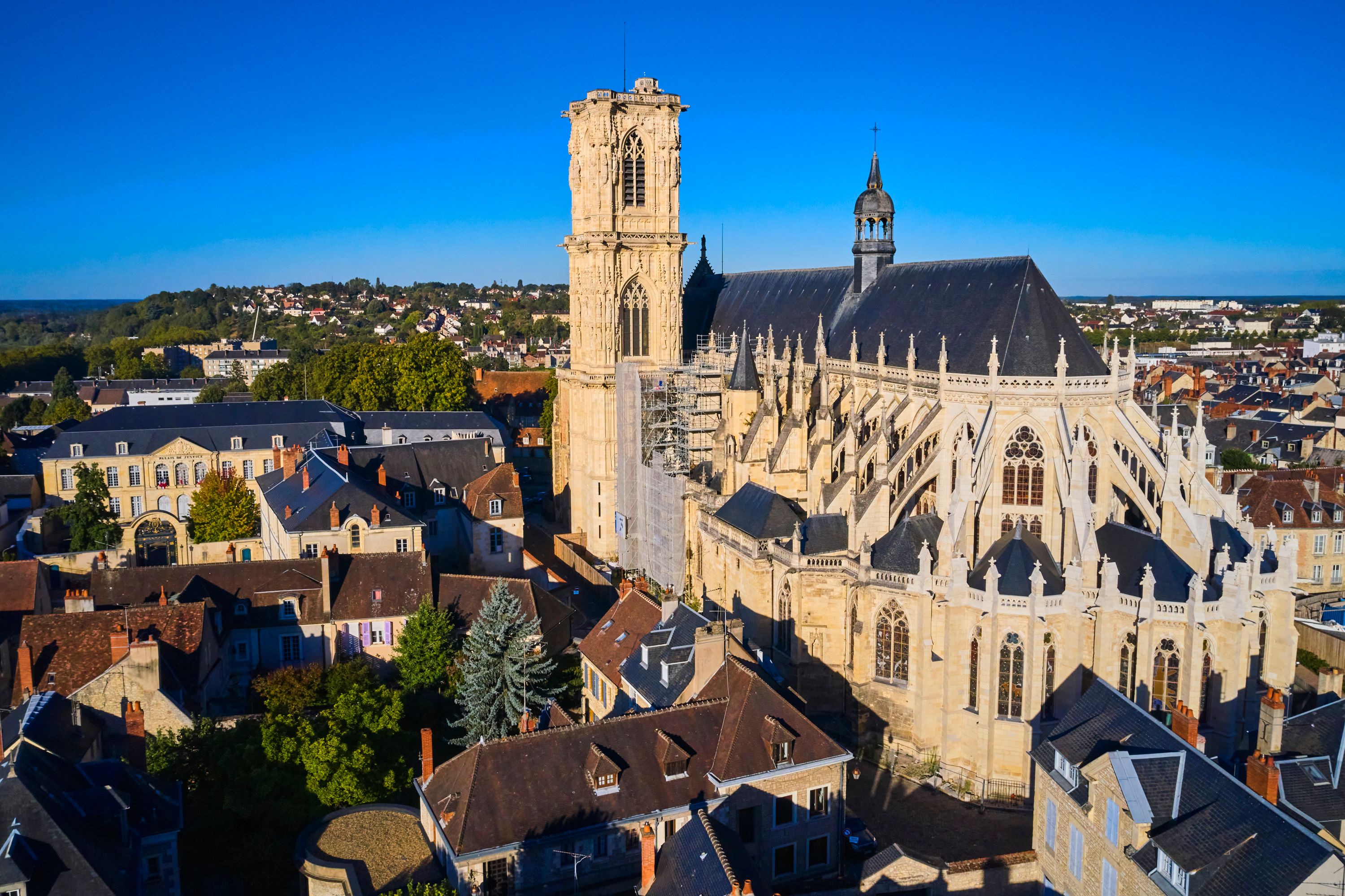Saint-Cyr-et-Sainte-Julitte Cathedral, France, Nièvre (58), Nevers
