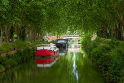 Canal de Brienne reliant la Garonne et le canal du Midi