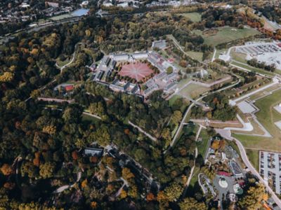 Die sternenförmige Zitadelle von Lille mit angrenzendem Park aus der Luft gesehen