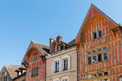 Maisons traditionnelles dans le centre-ville de Troyes, à visiter en Champagne