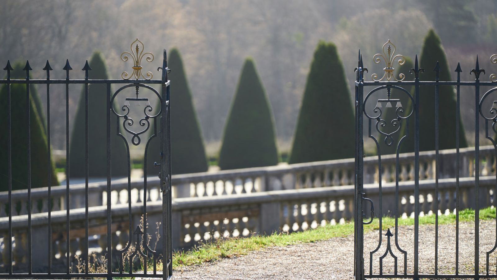 Open Gate to Saint Cloud Park
