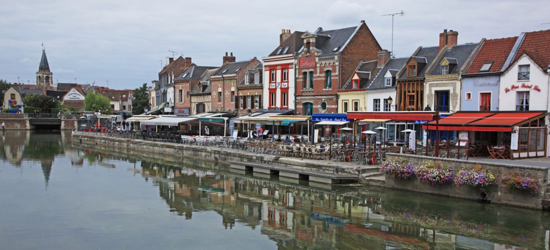 Canal-Side Dining in Amiens, France
