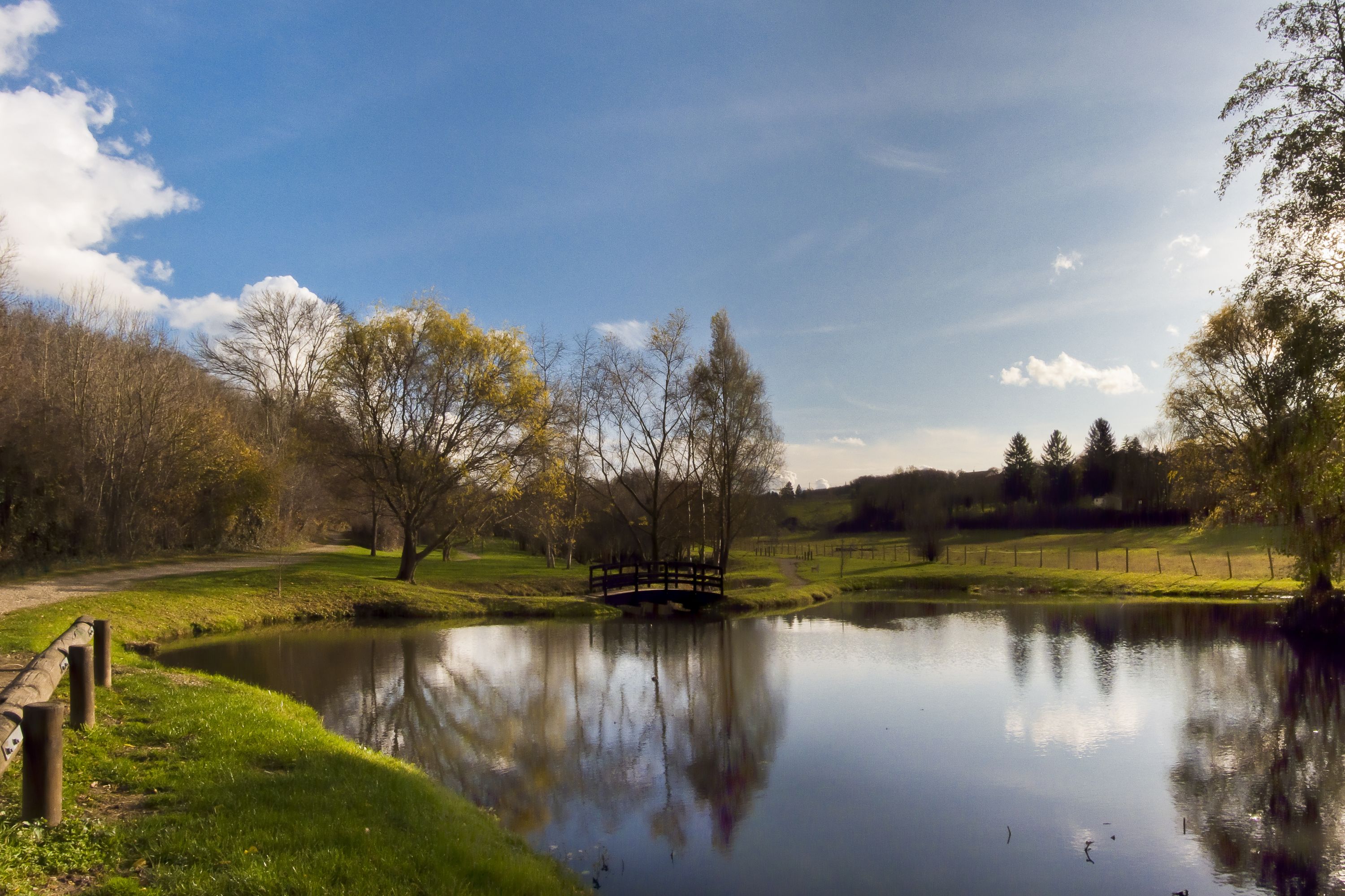 Autumn tranquility at Jardin de ville, St Quentin-Fallavier