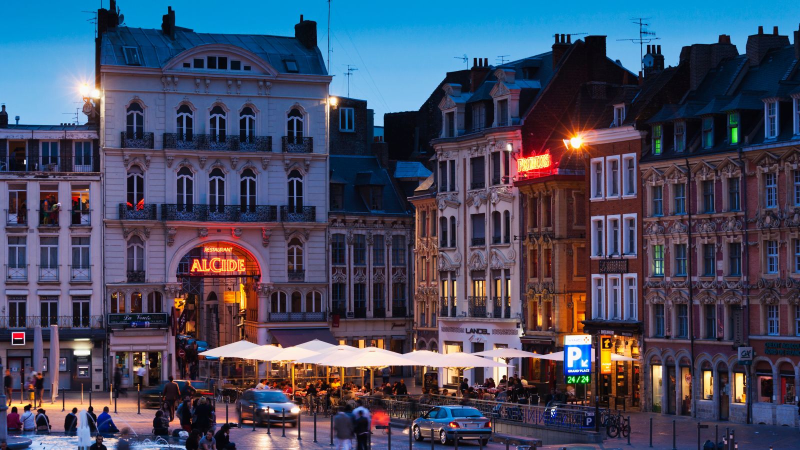 Things to do in Singapore with kids 4,400 Things to do in Malaysia with kids, Indonesia family holiday, Best staycation Singapore, Best hotel for staycation