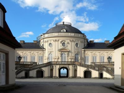 Schloss Solitude, ein prunkvolles Rokoko-Jagdschloss in Stuttgart