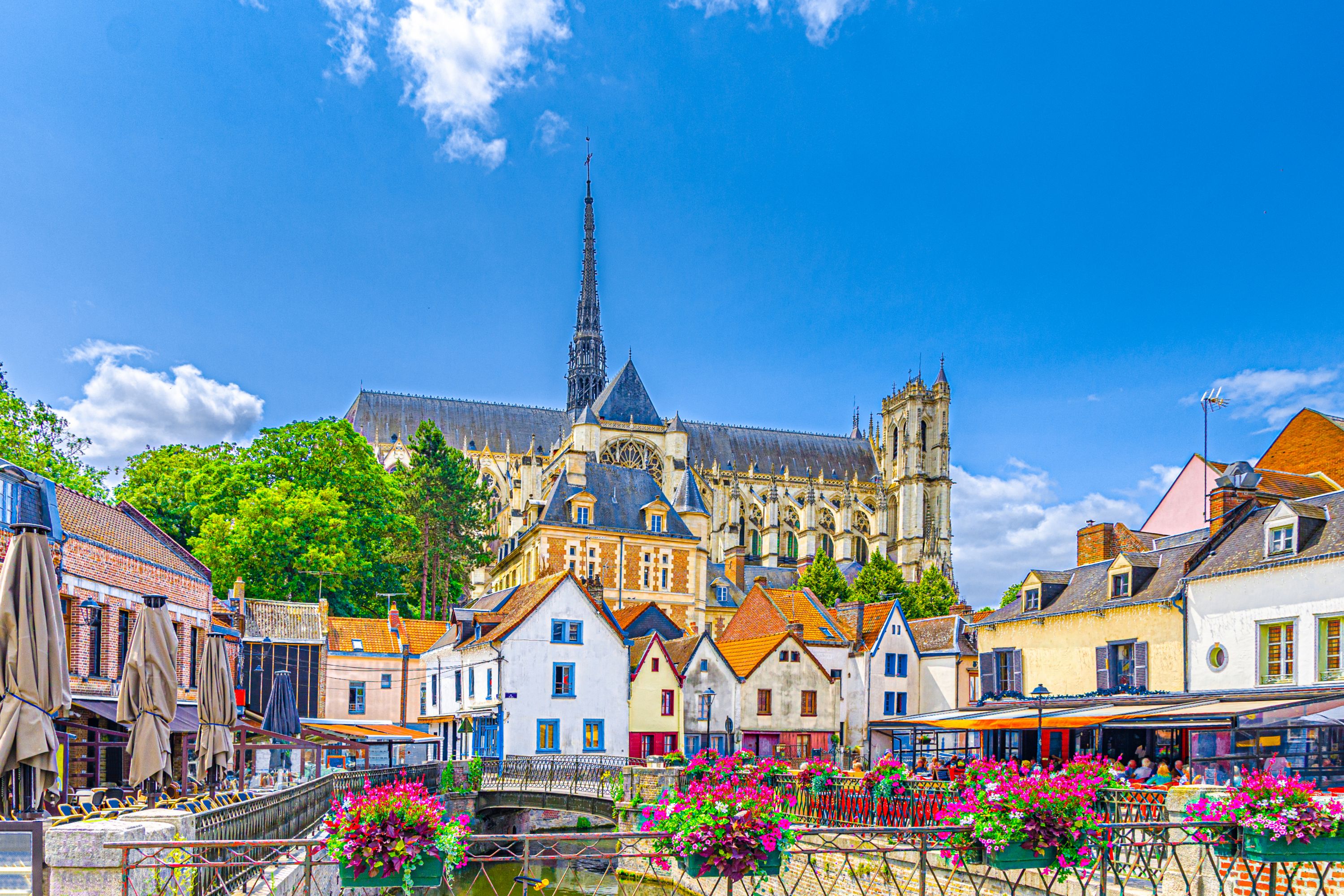 Amiens Old Town: Canal View with Cathedral