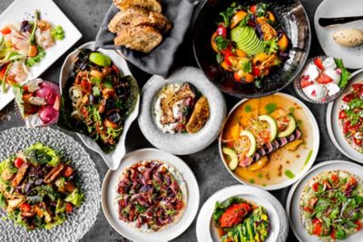 Colourful, healthy salads that support brain health