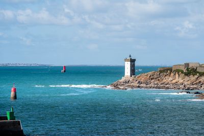 Phare de Kermorvan au Conquet, pour rejoindre l’île de Quéménès