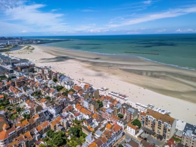Plage de Dunkerque, sur la Côte d’Opale