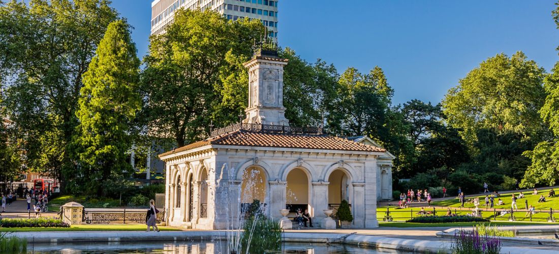 Summer Tranquility: Kensington Gardens' Italian Garden