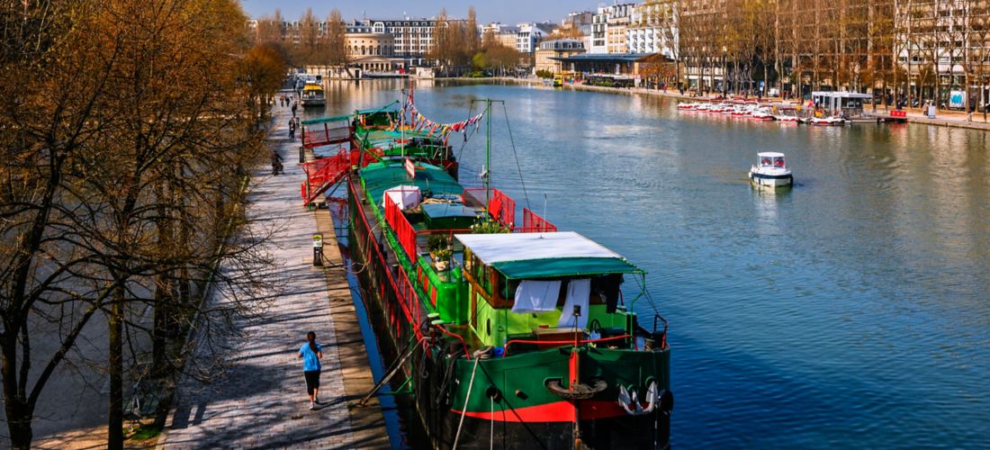Houseboats and Parisian Charm at 'Bassin de La Villette'