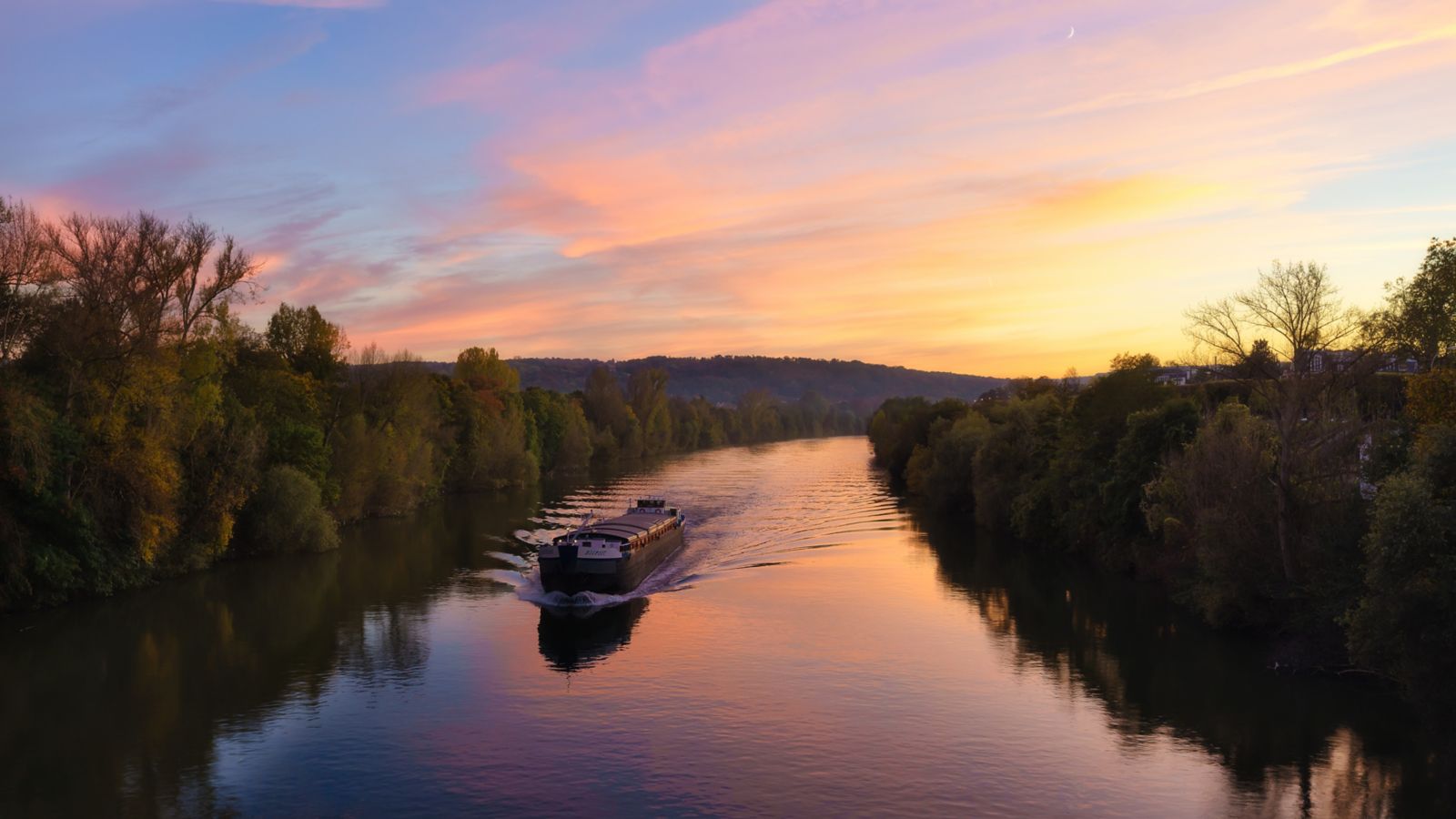 Destination Acheres - France