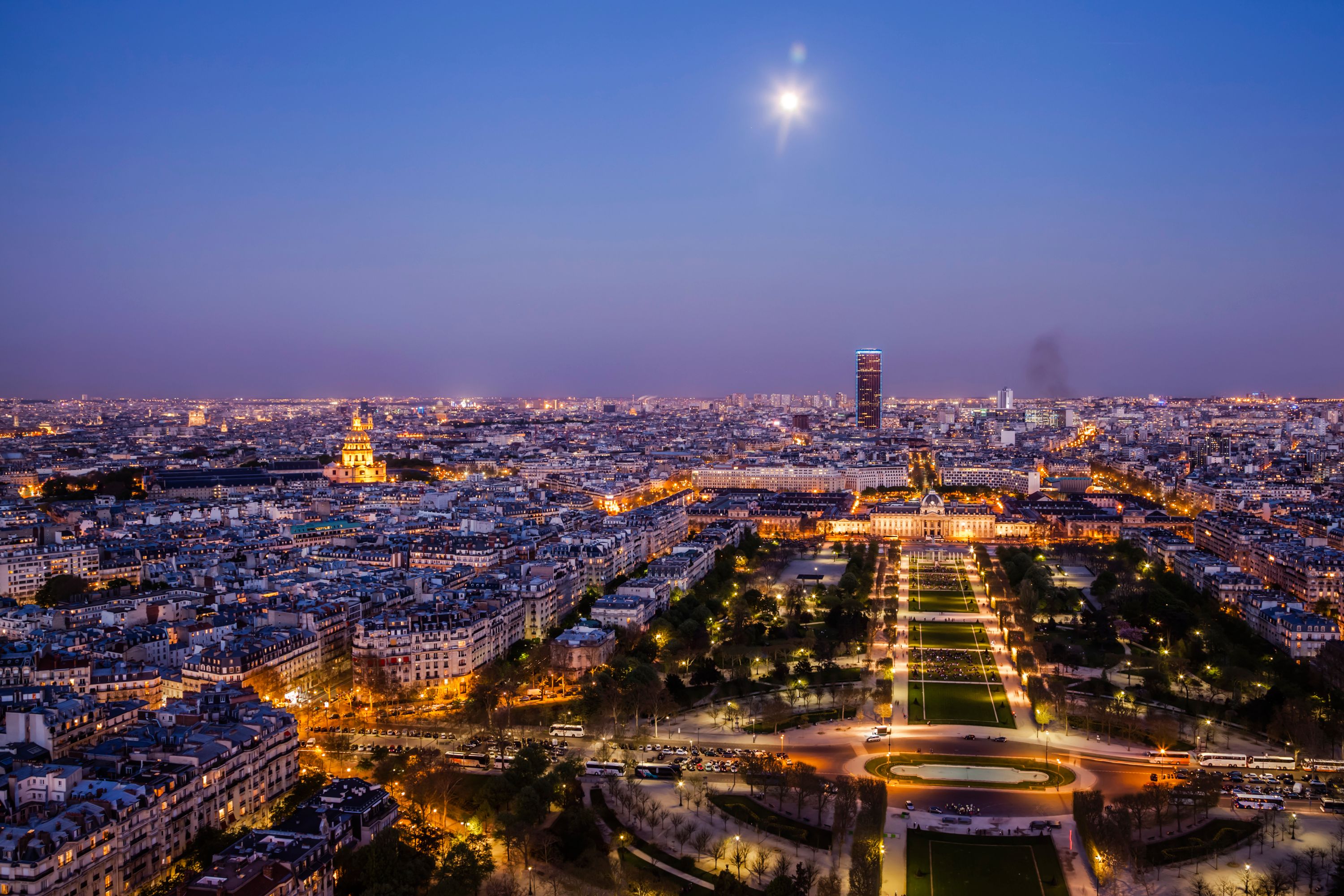 Paris by night: City of Lights under the Full Moon