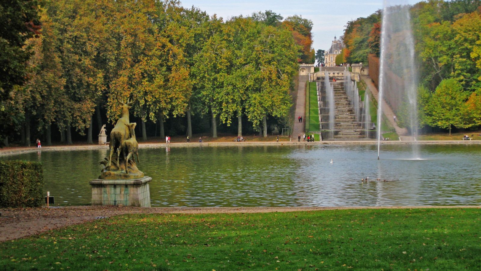 Autumn Splendor at Parc de Sceaux - France