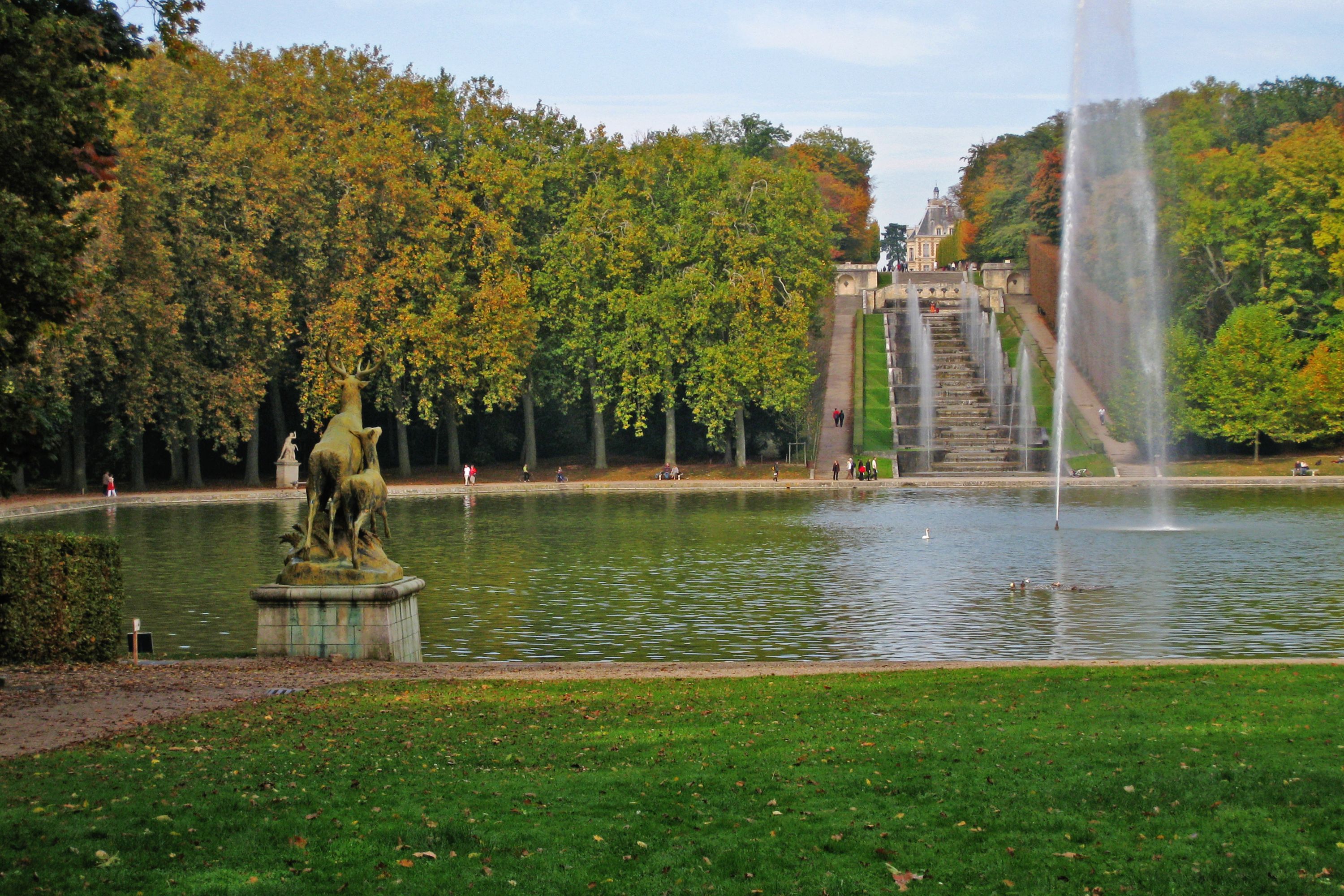 Autumn Splendor at Parc de Sceaux - France