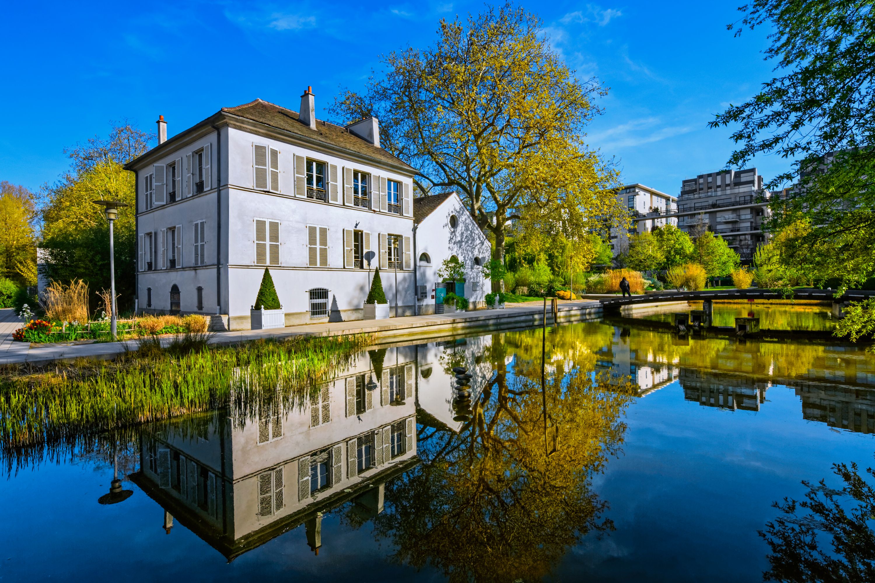 Spring Serenity at Bercy Park, Paris
