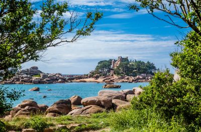 Château de Costaérès près de Trégastel dans les Côtes-d'Armor
