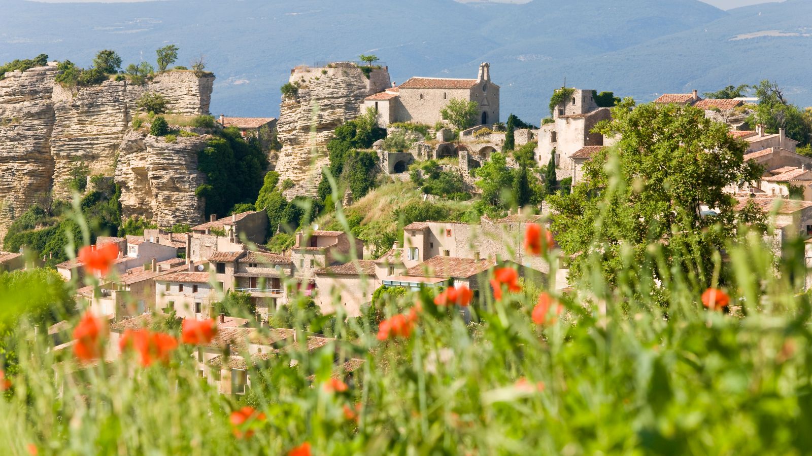 Saignon Village in Bloom, Luberon, Provence, France