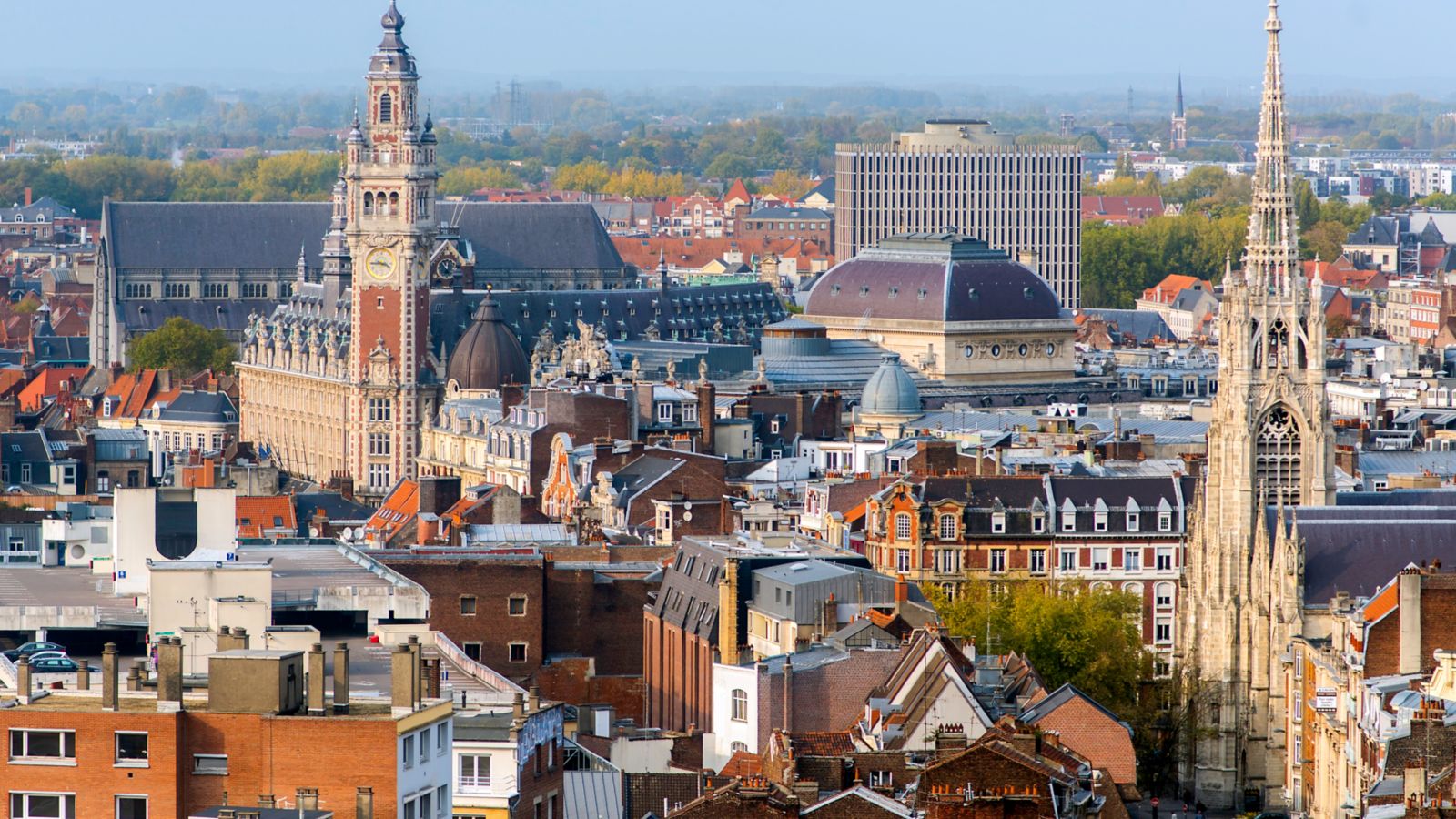 Lille City Center: Chamber of Commerce & St-Maurice Church