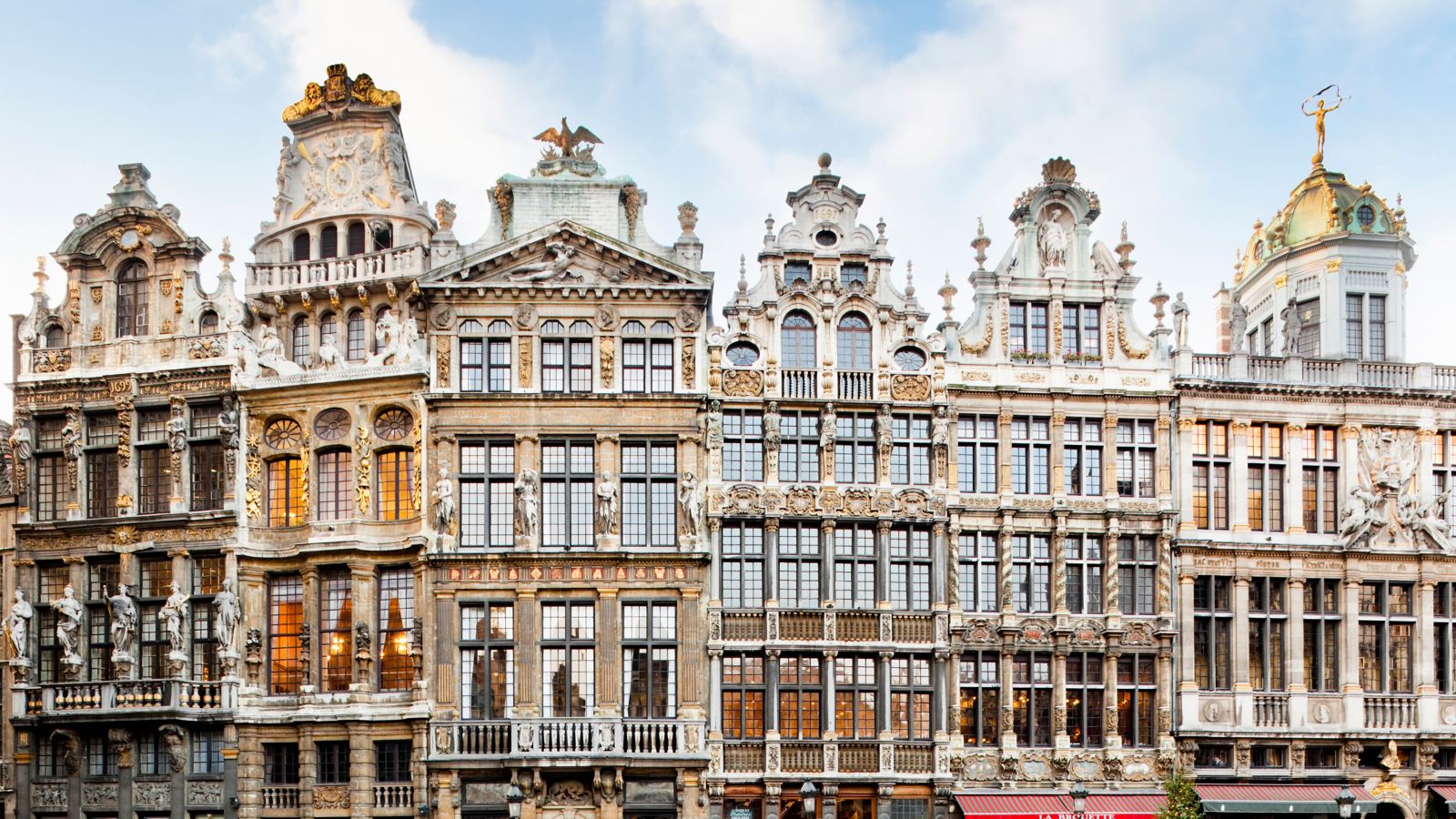 Viaduct Harbour in Auckland City