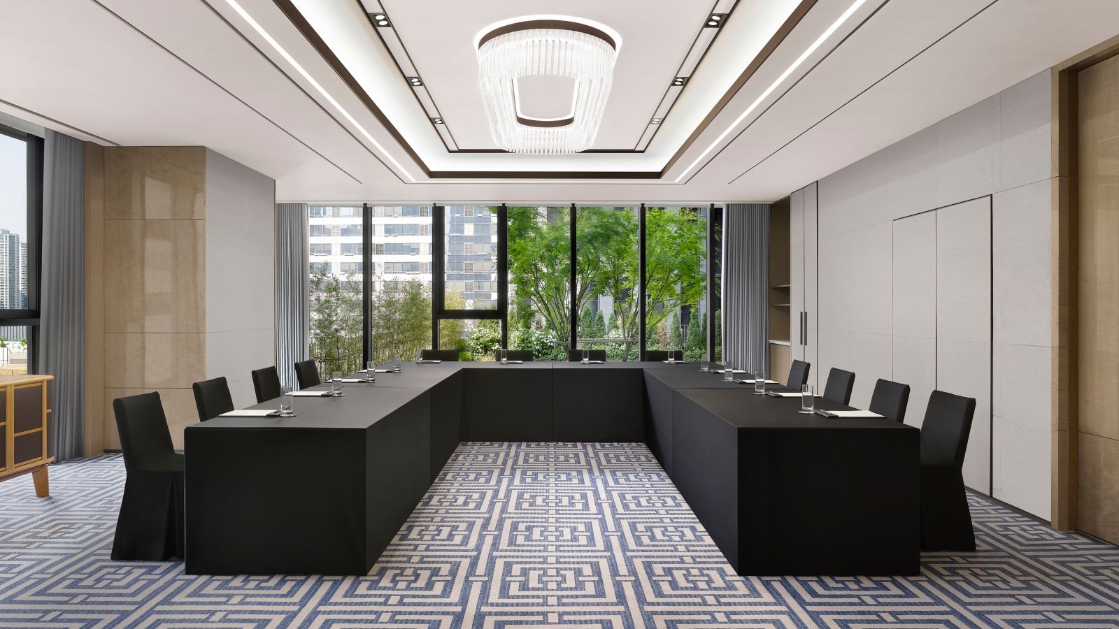 Sofitel Ambassador Seoul Hotel & Serviced Residences - South Korea