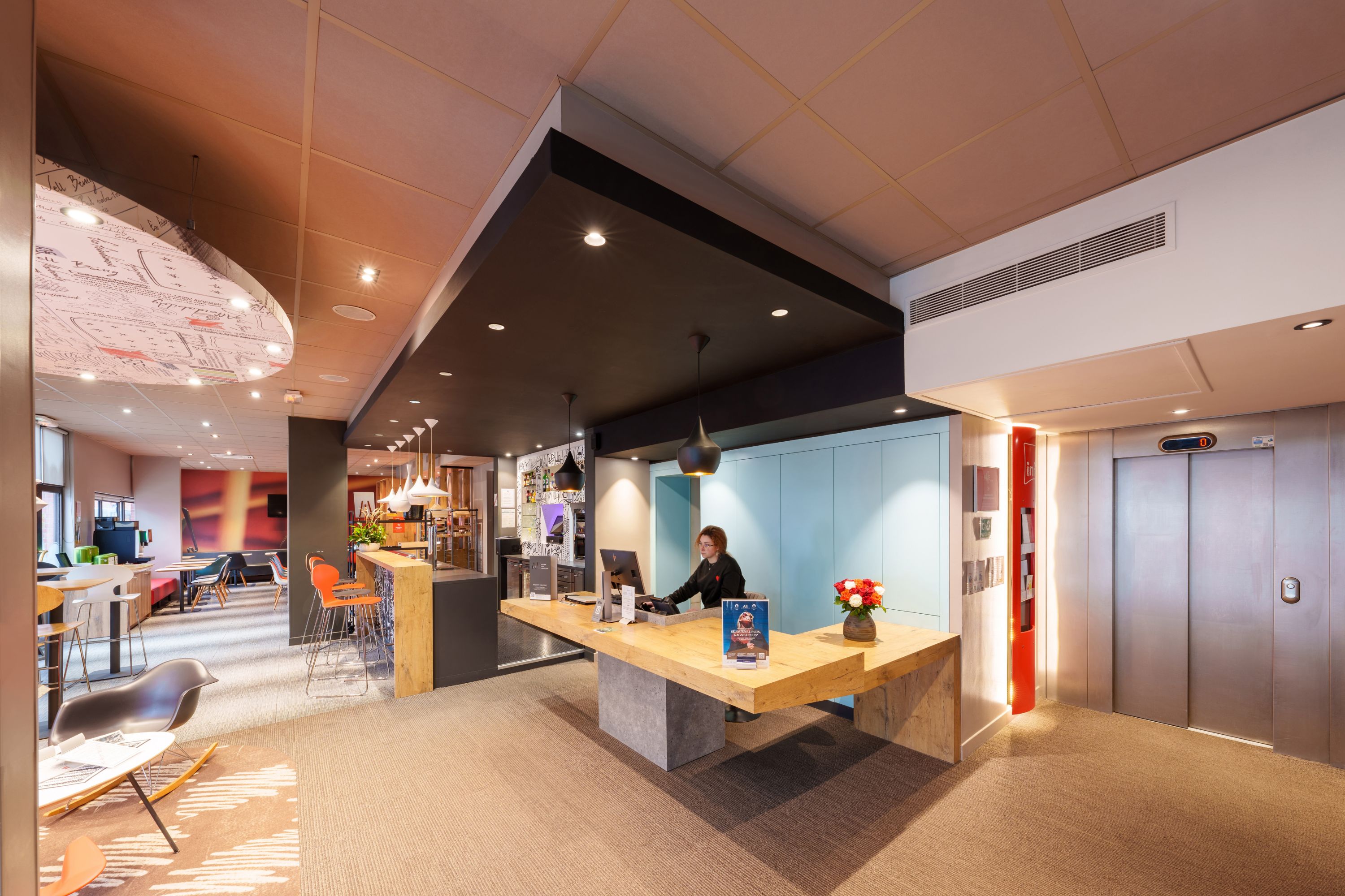 ibis Saint Quentin Basilique - France