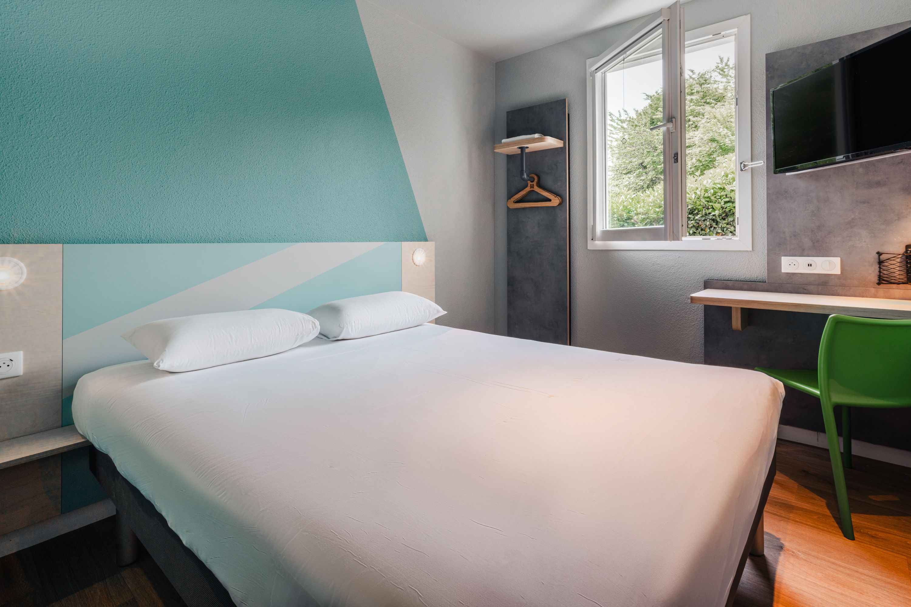 ibis budget Pontorson Baie du Mont-Saint-Michel - France