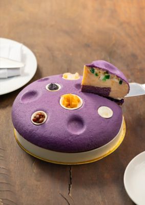 Cake of the Month: Caramel Apple Symphony