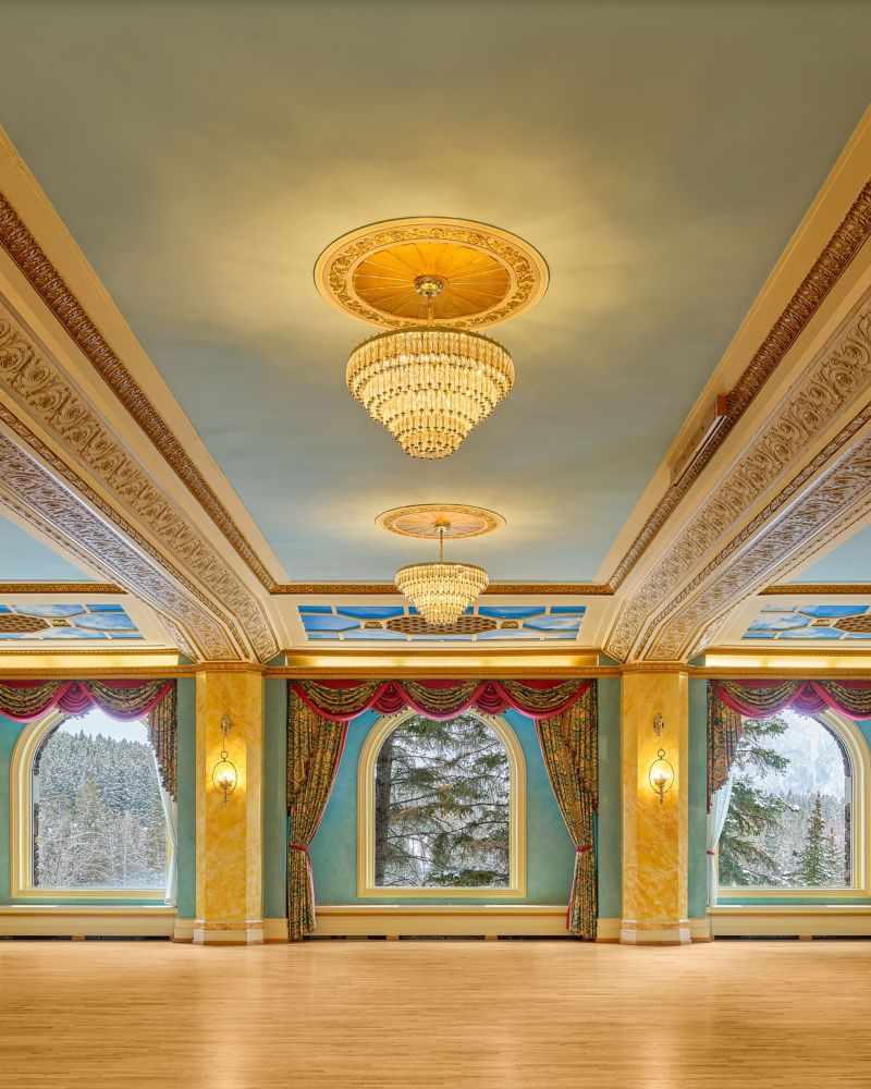 Is the Fairmont Banff Springs haunted?