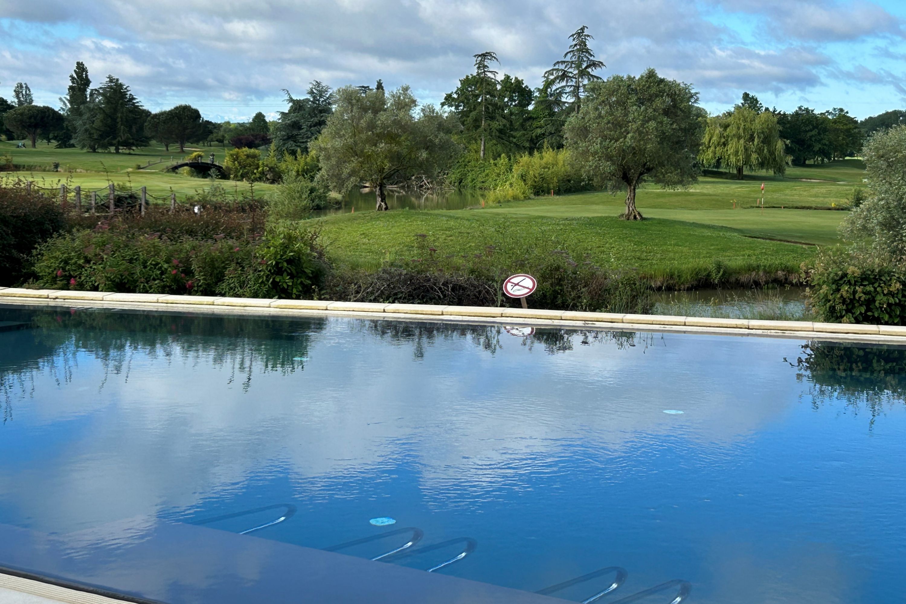 Mercure Toulouse Aéroport Golf de Seilh Hotel - France